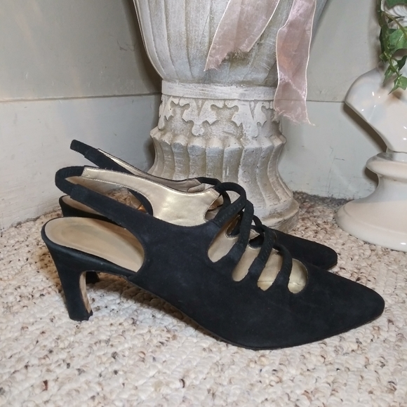 Vintage Black Suede Victorian Steampunk/Witchcore Style Slingback Strappy Pump - Picture 1 of 11